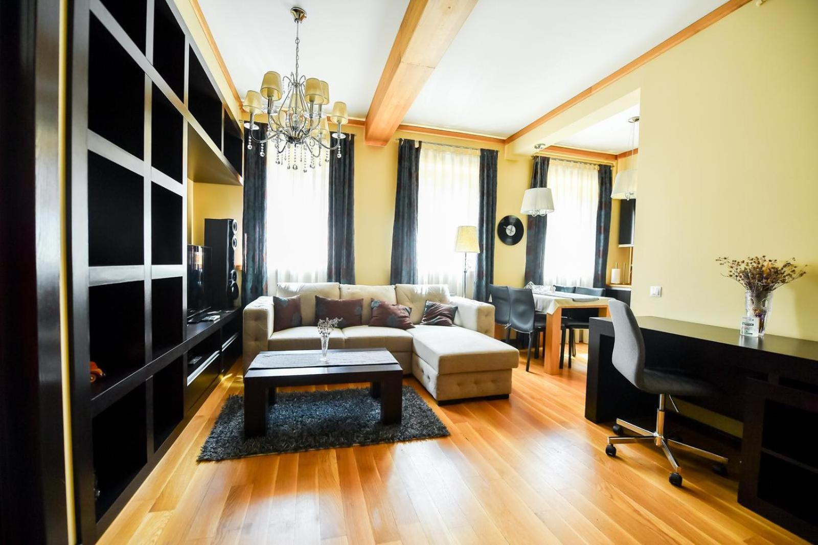 Luxury Apartment Brasov Luaran gambar