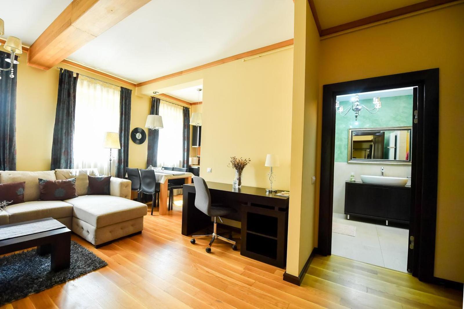 Luxury Apartment Brasov Luaran gambar